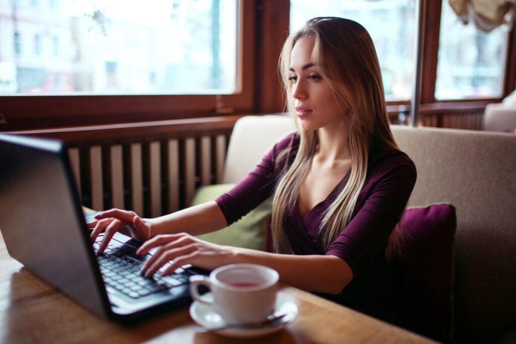 Lenovo ThinkPad X1 Carbon Gen 13 to najnowsze ogniwo w ewolucji kultowego ultrabooka biznesowego